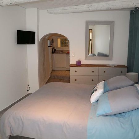La Bignone Apartamento LʼIsle-sur-la-Sorgue Exterior foto