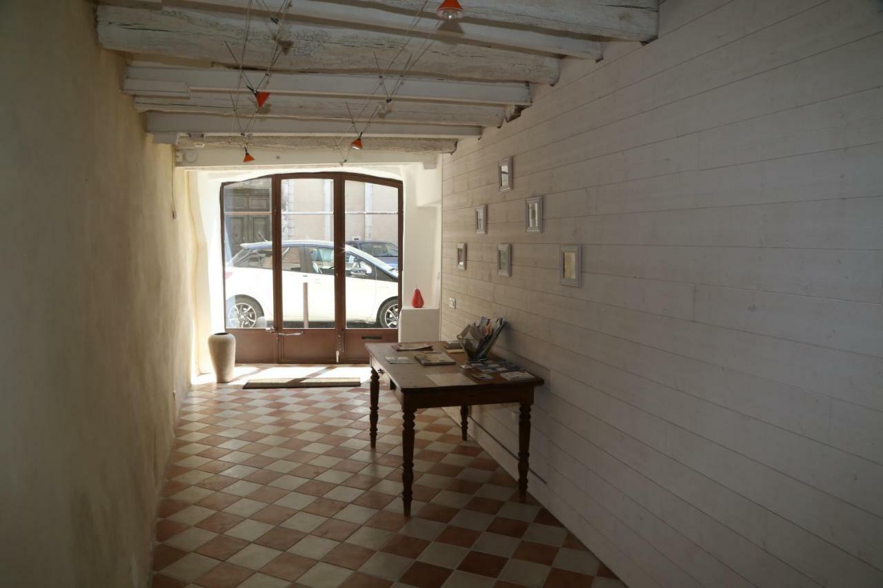 La Bignone Apartamento LʼIsle-sur-la-Sorgue Exterior foto