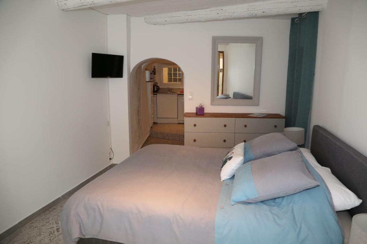 La Bignone Apartamento LʼIsle-sur-la-Sorgue Exterior foto