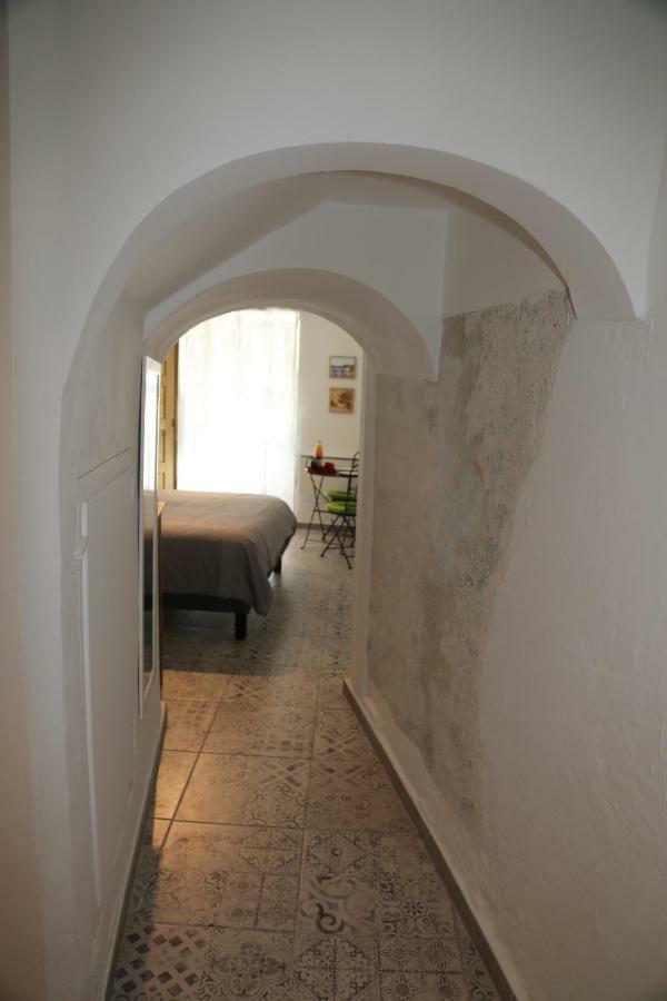 La Bignone Apartamento LʼIsle-sur-la-Sorgue Exterior foto